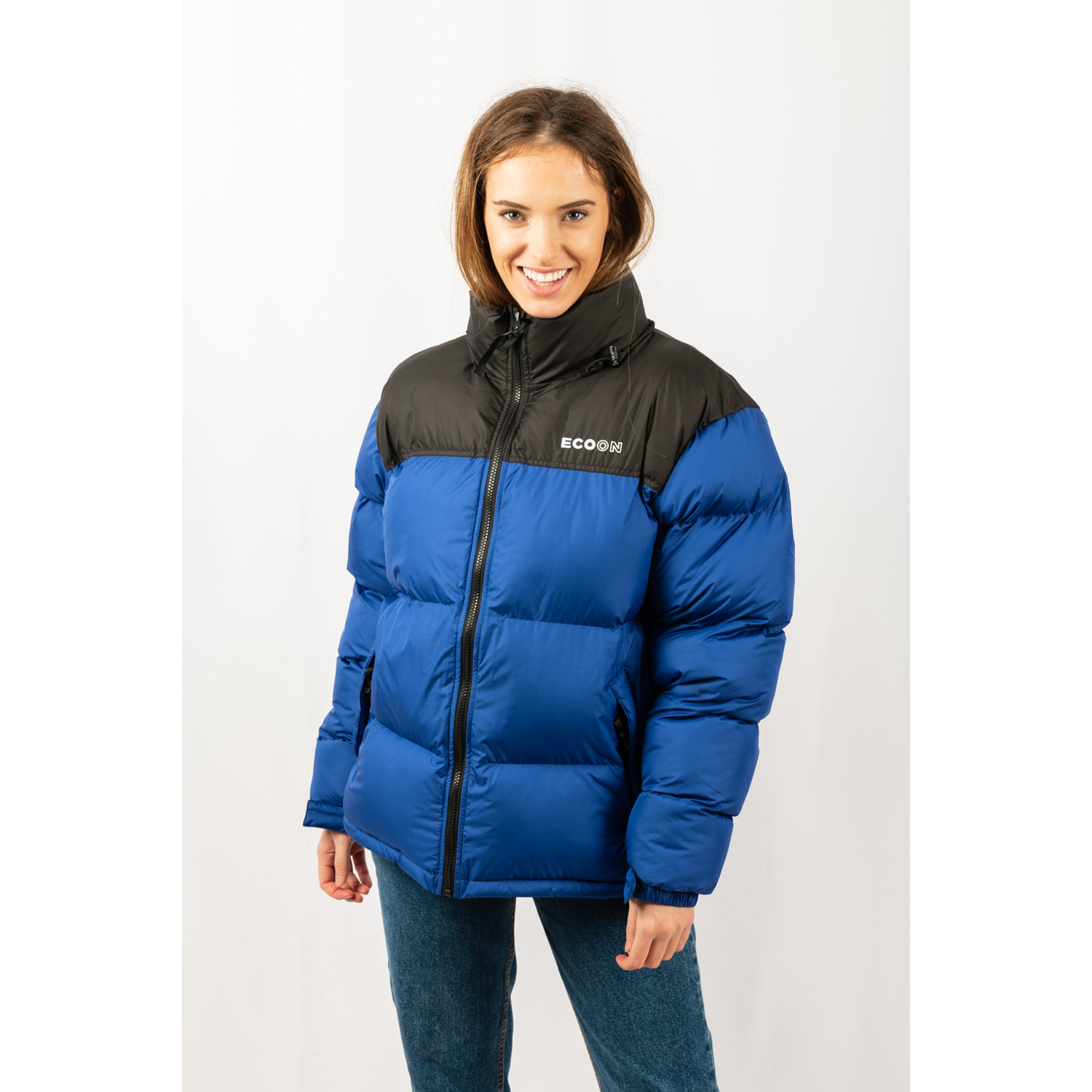 Chaqueta Lisboa short jacket marca ECOON - Azul claro / Negro