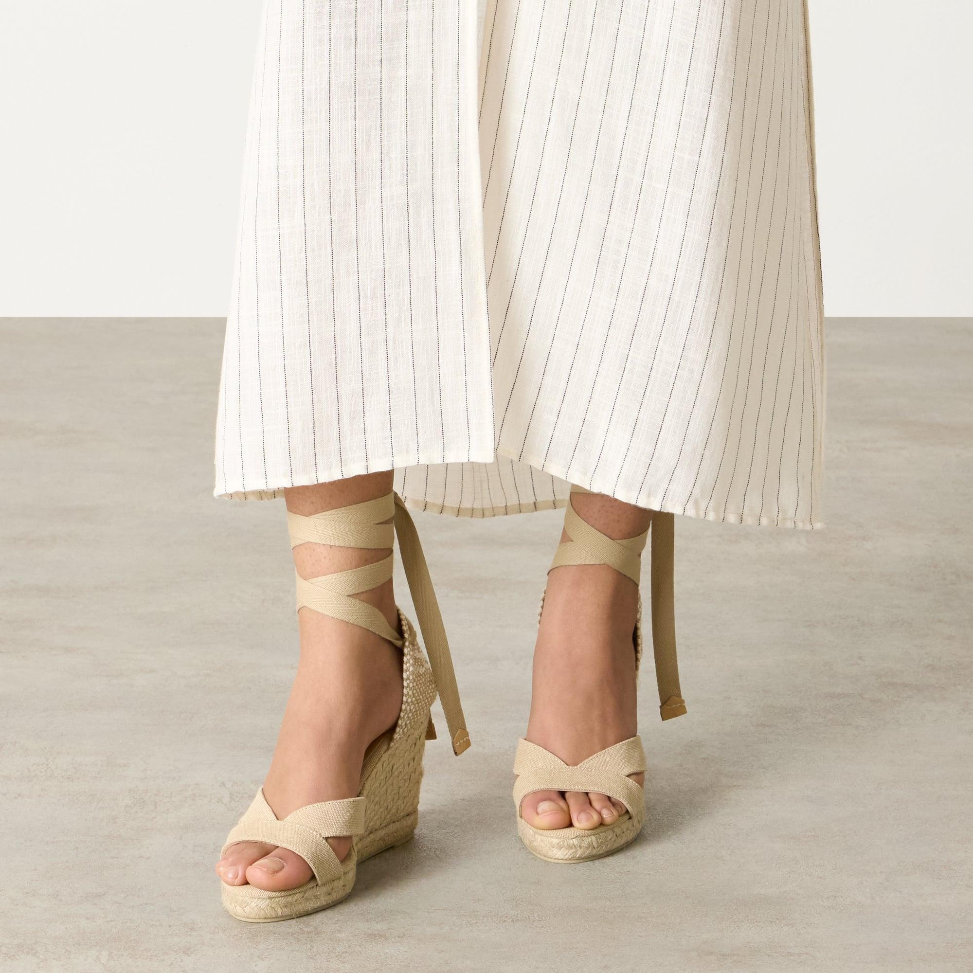Sandalias de cuñas de mujer Bailey en algodón orgánico lavado y cierre de cintas