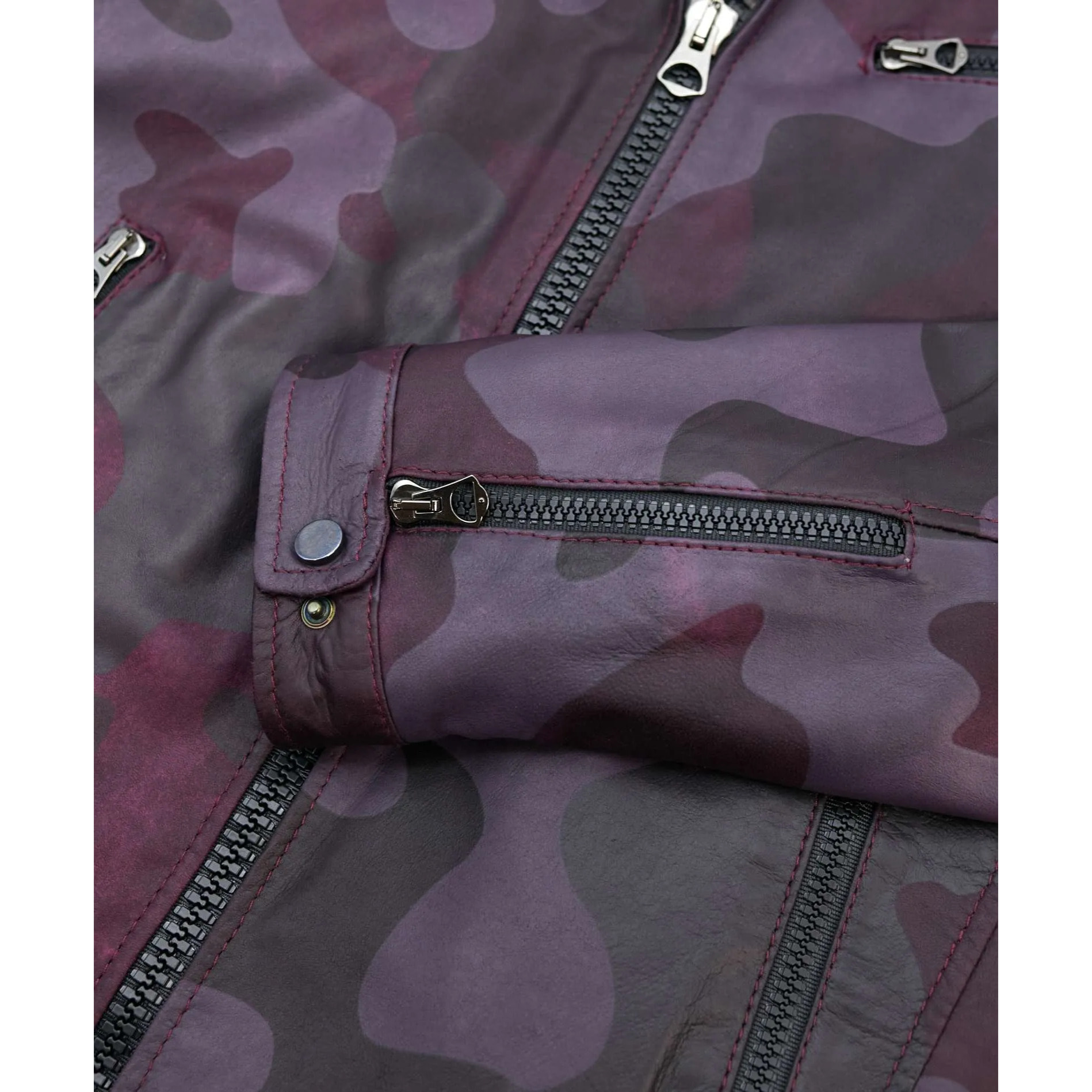 Giacca in pelle militare bordeaux effetto liscio