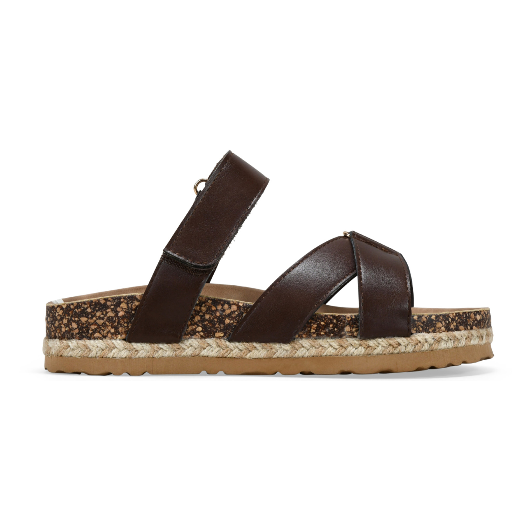 Sandalias planas marrones con suela de corcho y esparto