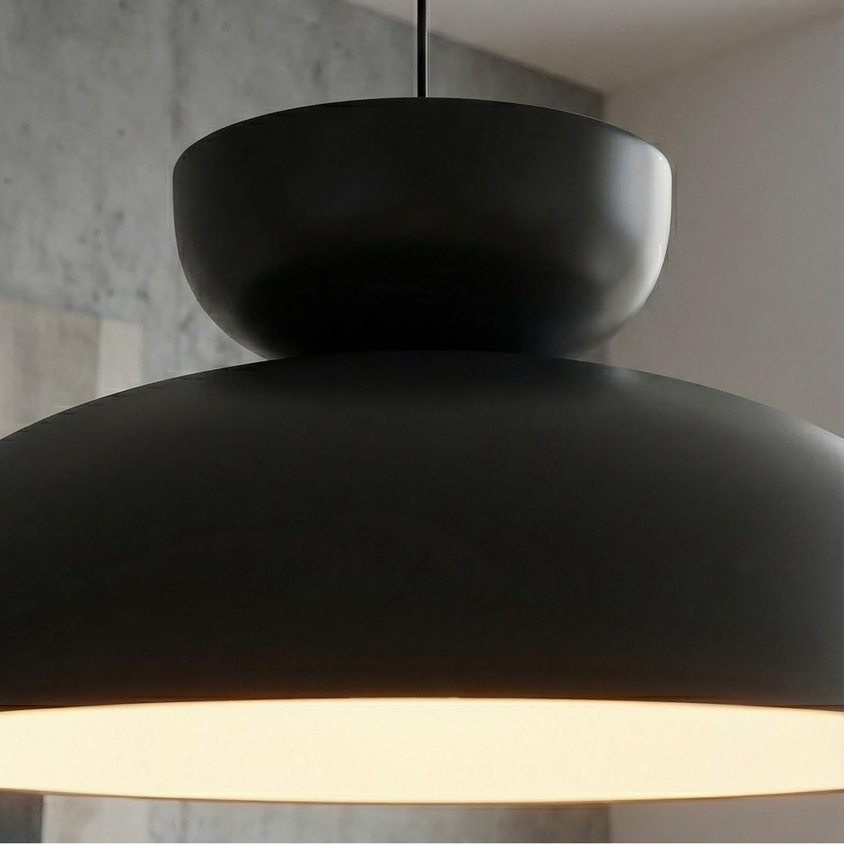 Lampada a sospensione Mega in acciaio nero opaco