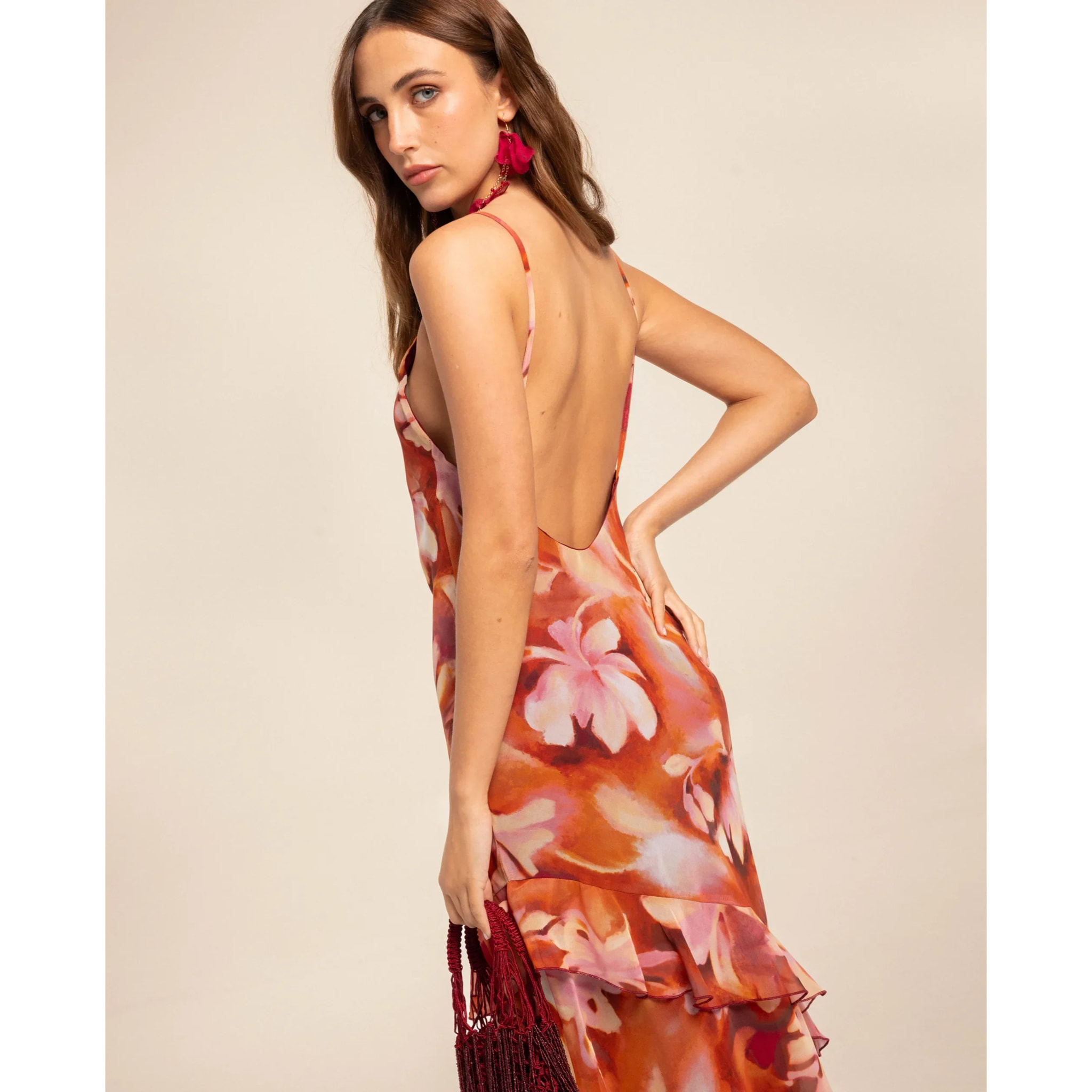 Vestido midi con volantes y estampado floral