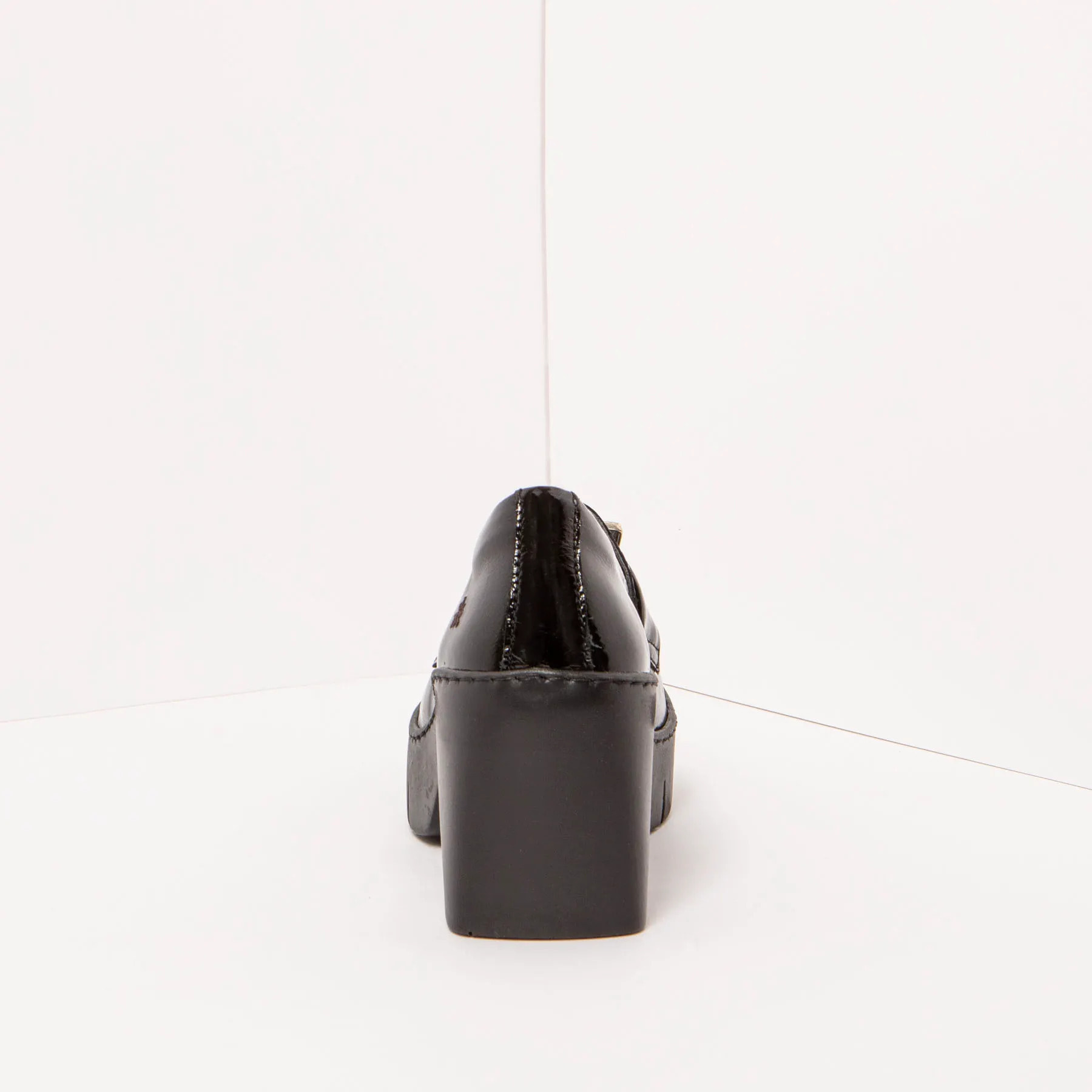 Zapatos con tacón 1655 PATENT FLASH BLACK/SOFIA color Black