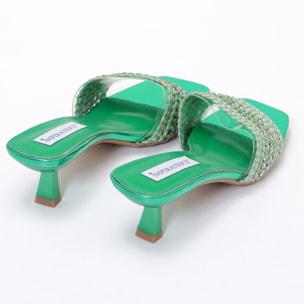 Sandali con tacco basso a rocchetto e fascia con ricamo e pietre