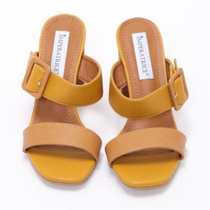 Sandali in simil pelle con tacco alto in sughero e fascia con fibbia