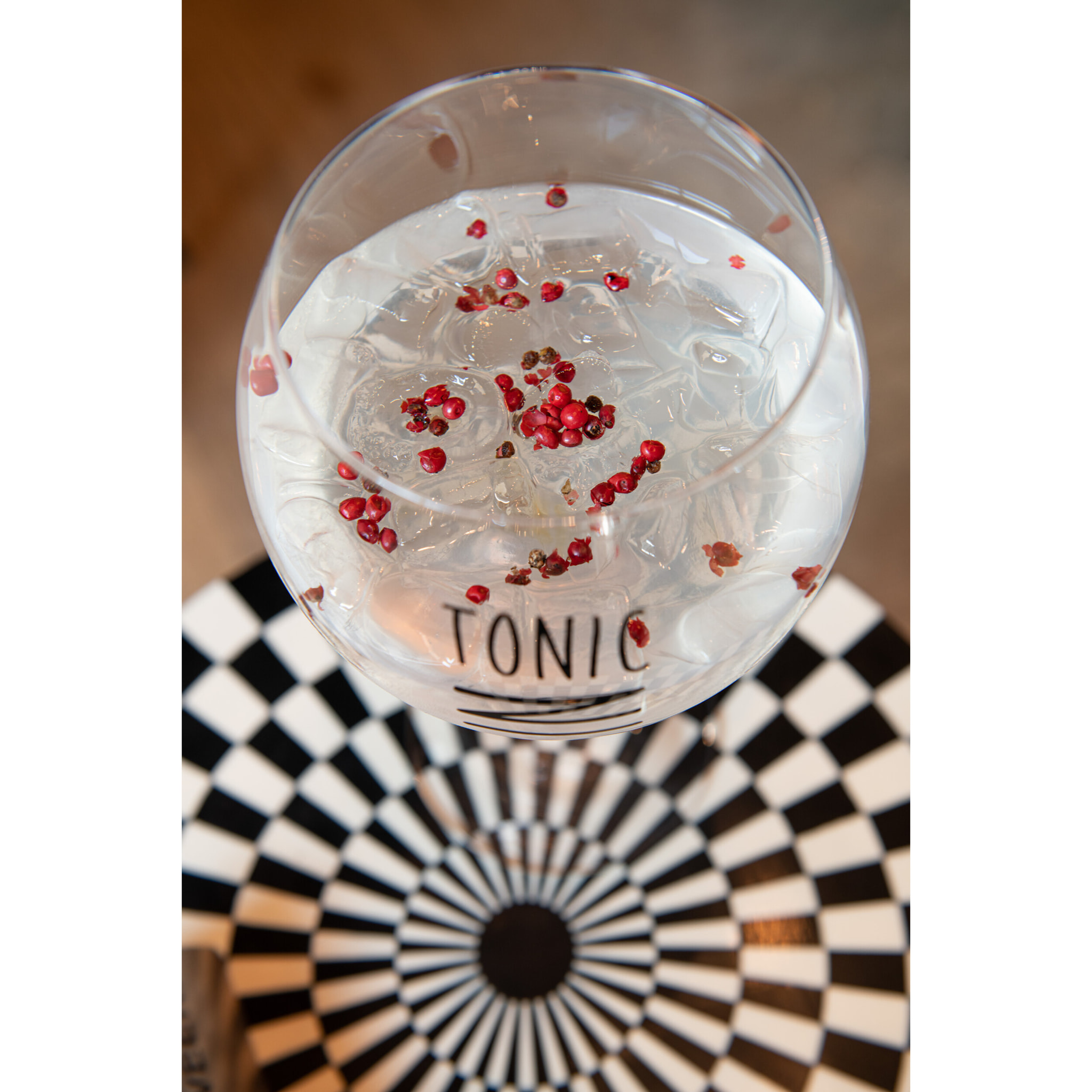 J-Line verre à Gin - transparent/noir - coffret cadeau - set de 4