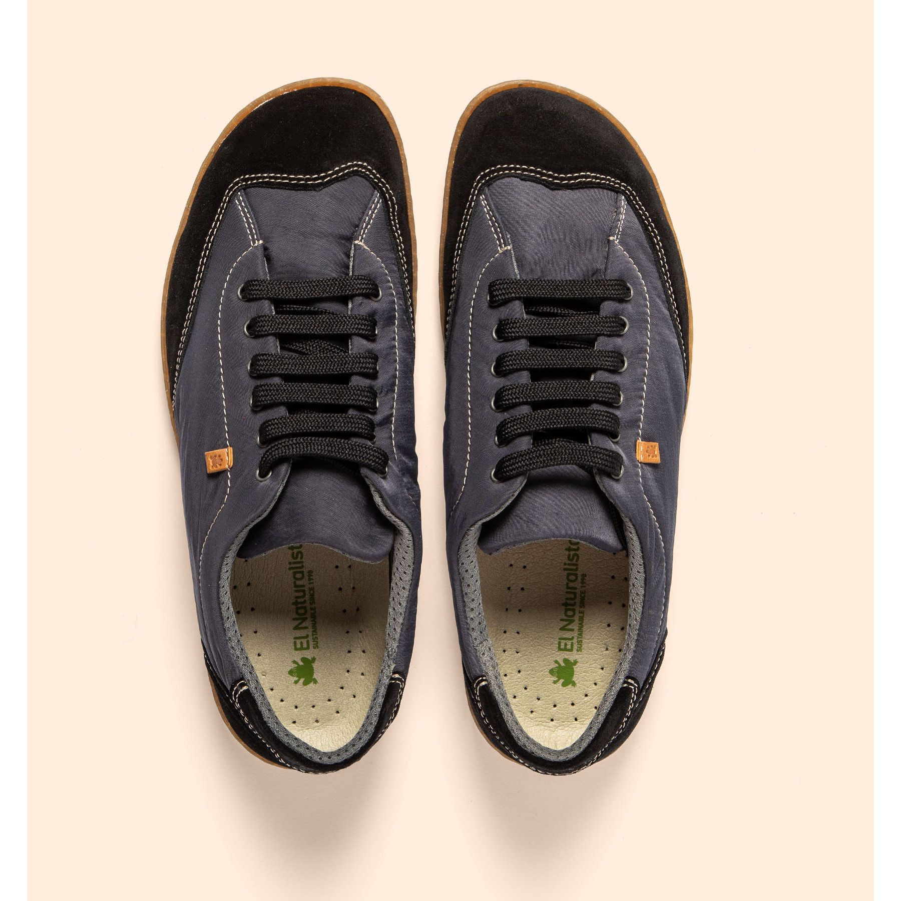 Zapatos N5295 NYLON BLACK /EL VIAJERO color Black