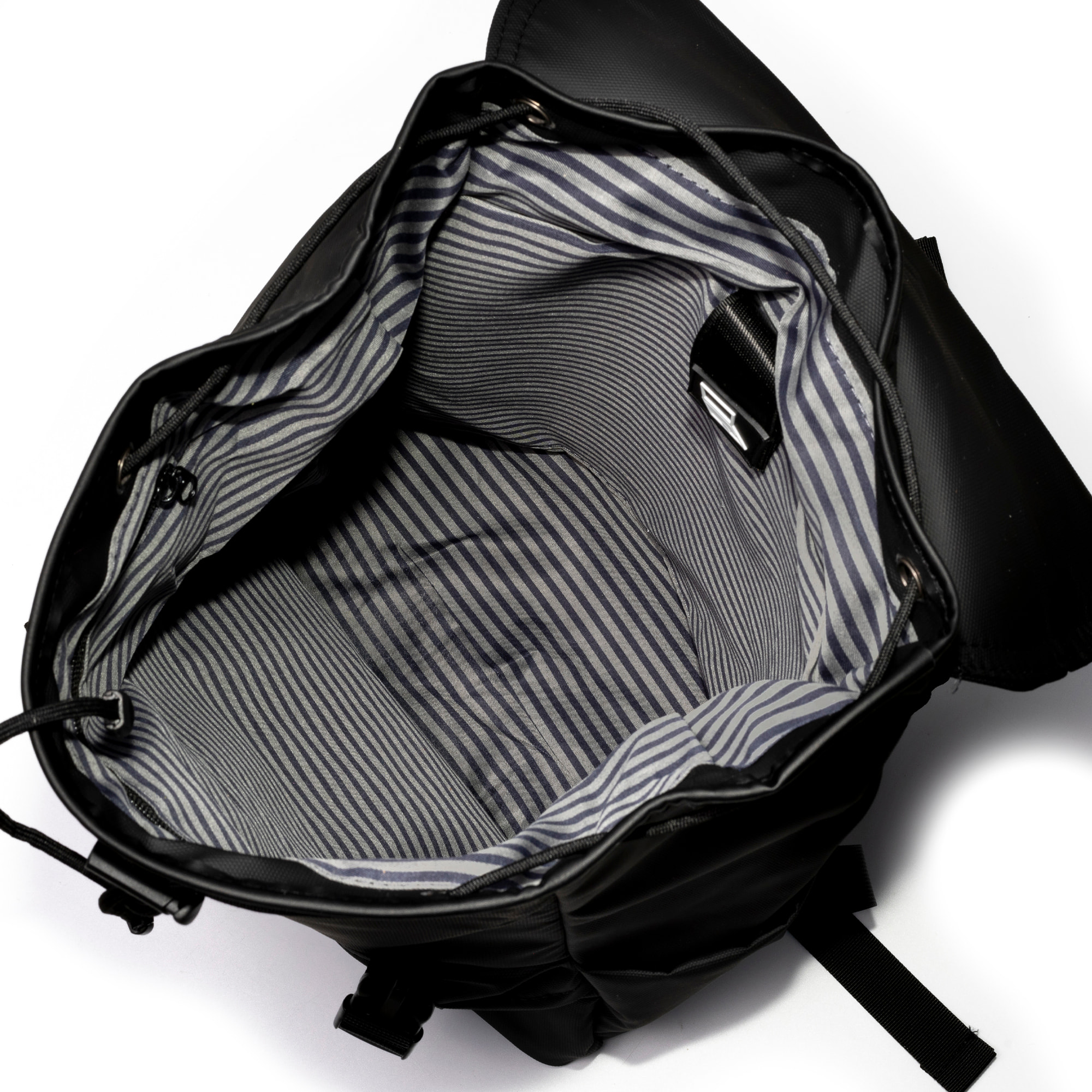 Zaino multiscomparto, porta laptop 13". Strato impermeabile. Adattabile a Trolley. Idrorepellente.