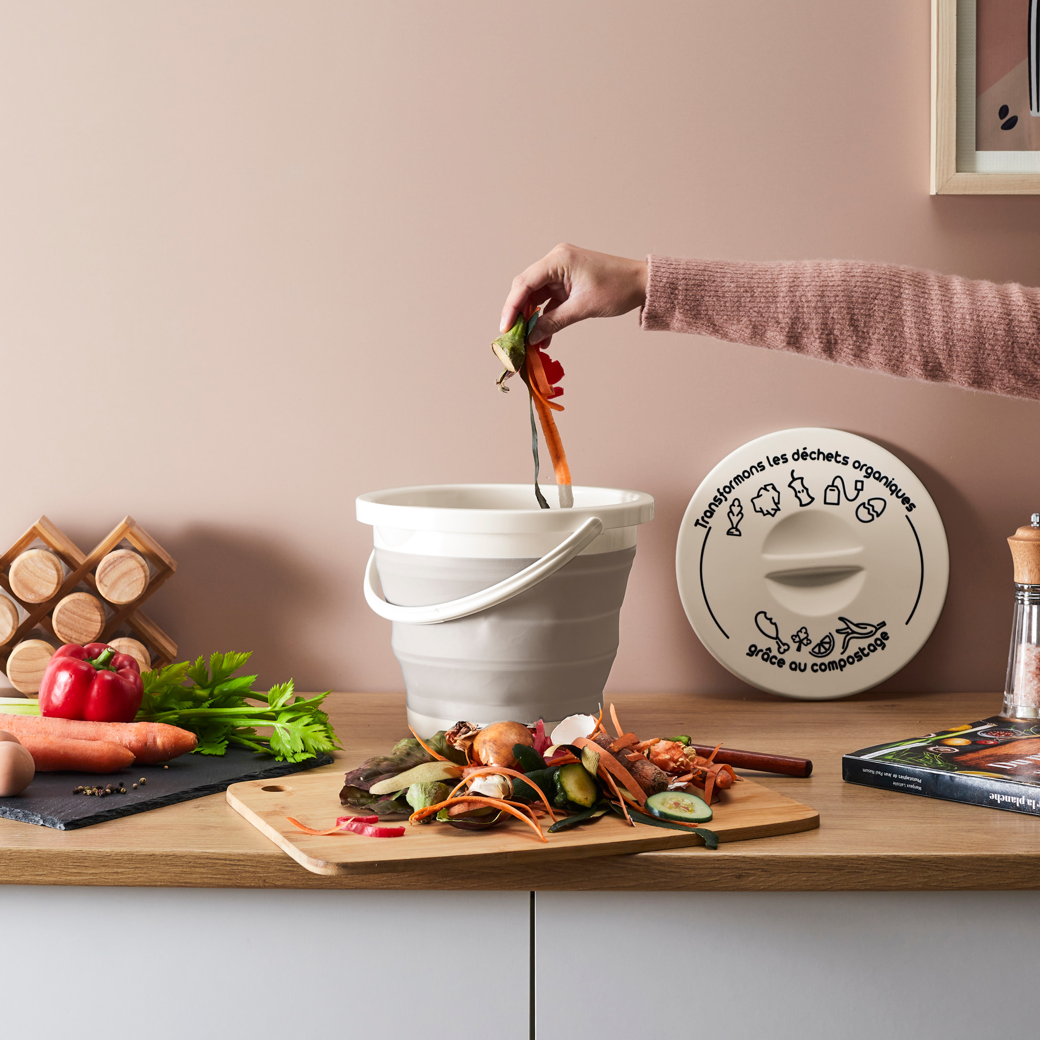 Seau A Compost Pliable Avec Anse Et Couvercle