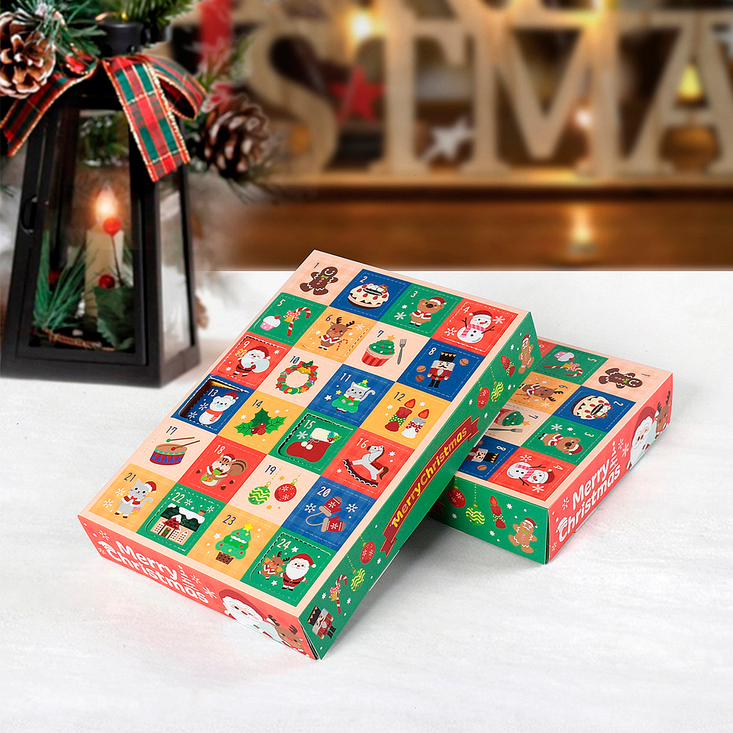 Caja para montar y rellenar. Calendario de adviento, con 24 huecos en total. (No incluyen regalos).