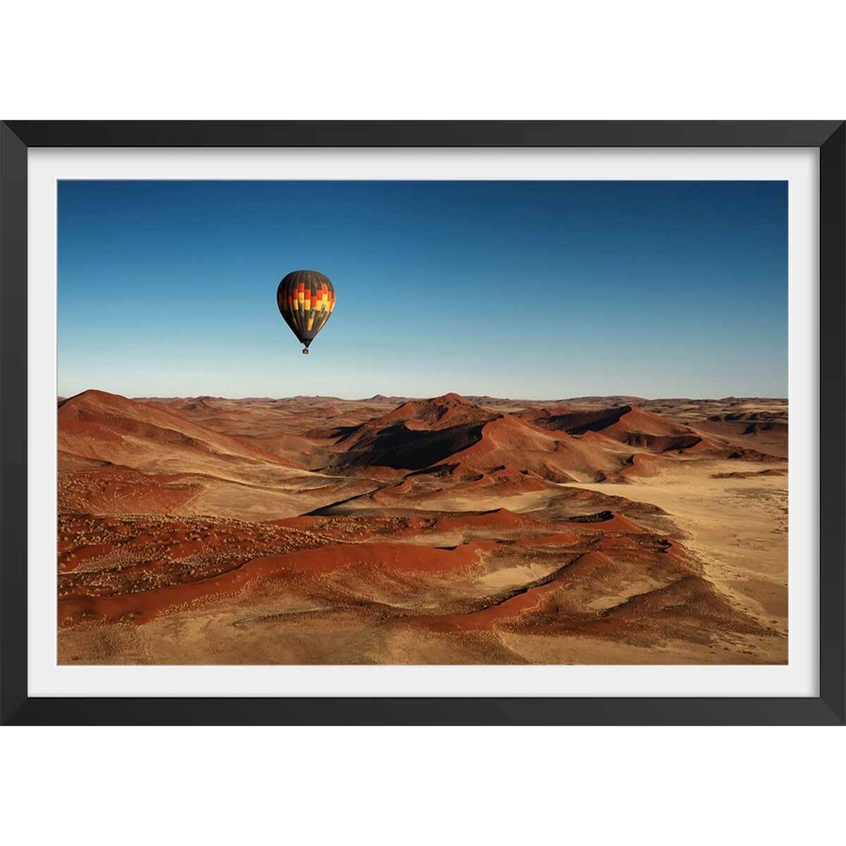 Affiche Vol au dessus du desert Affiche + cadre en bois - Noir