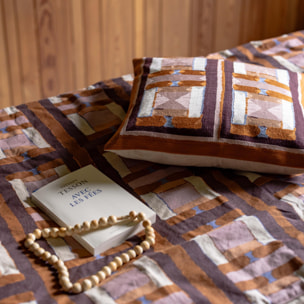 Coussin brodé Taho