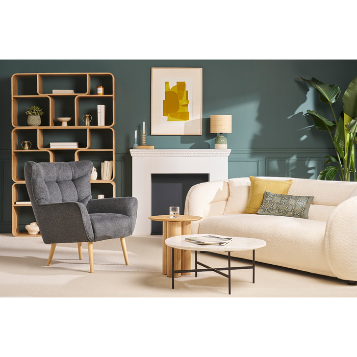 Fauteuil scandinave en tissu effet velours texturé gris foncé et bois clair AVERY