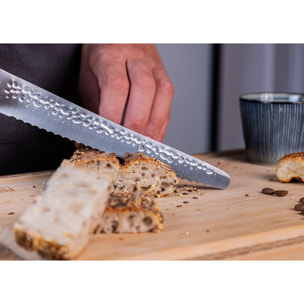 Coltello da pane seghettato | acciaio 440C | L: 20 cm