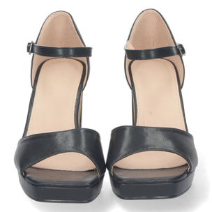 Sandalia de Tacon con Hebilla