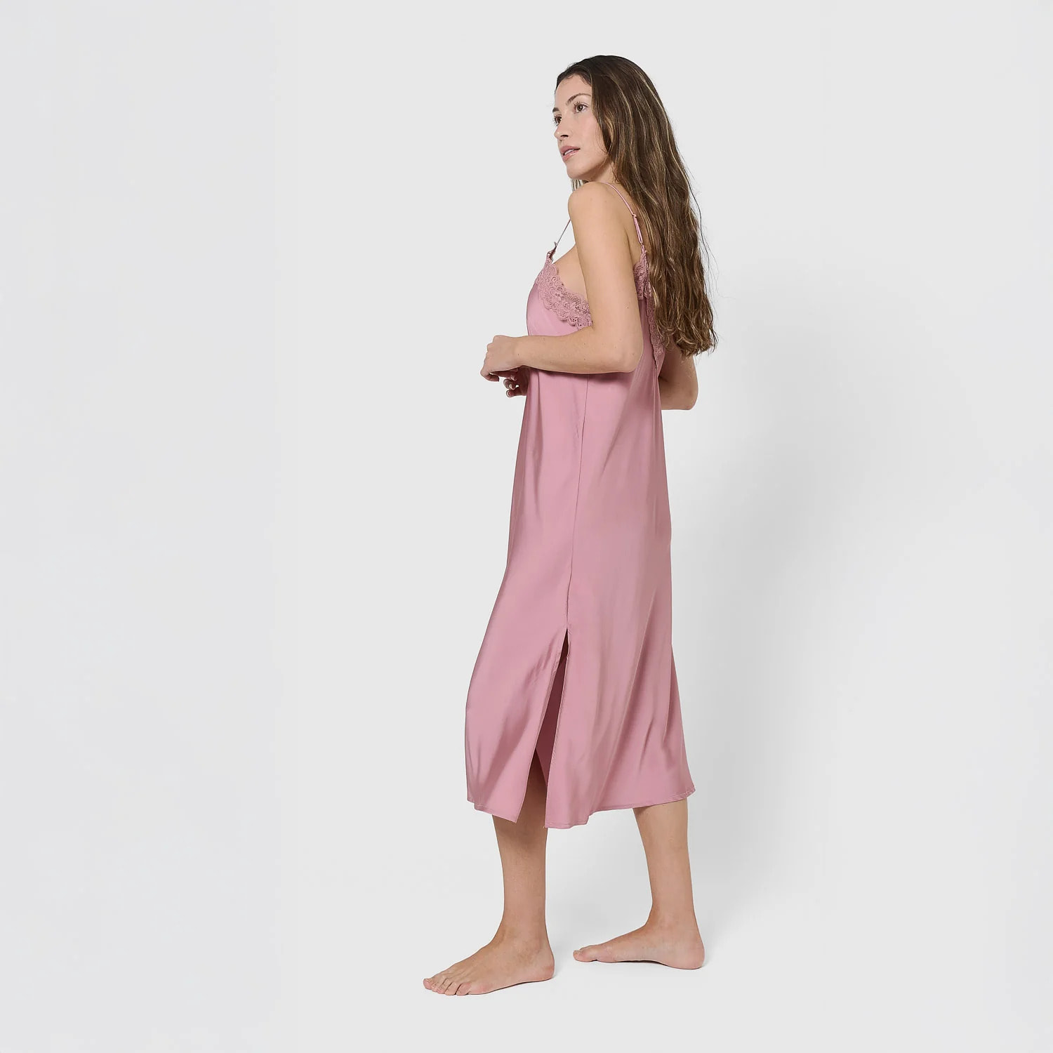 Camisón midi satén malva