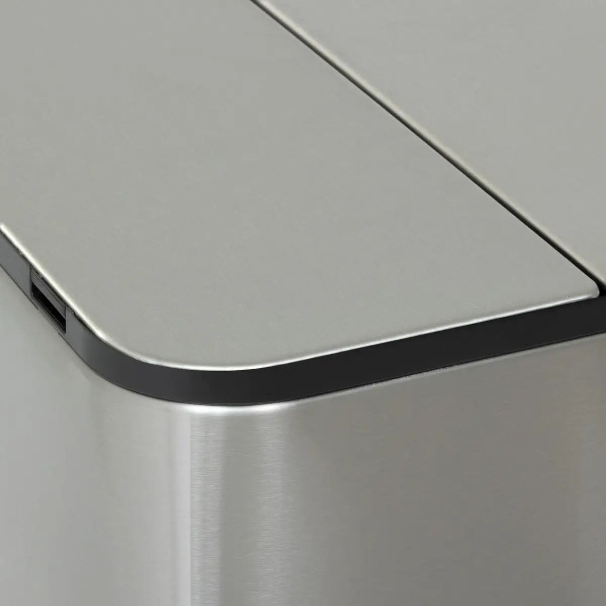 Poubelle Delta avec Pedale 2x28L Inox