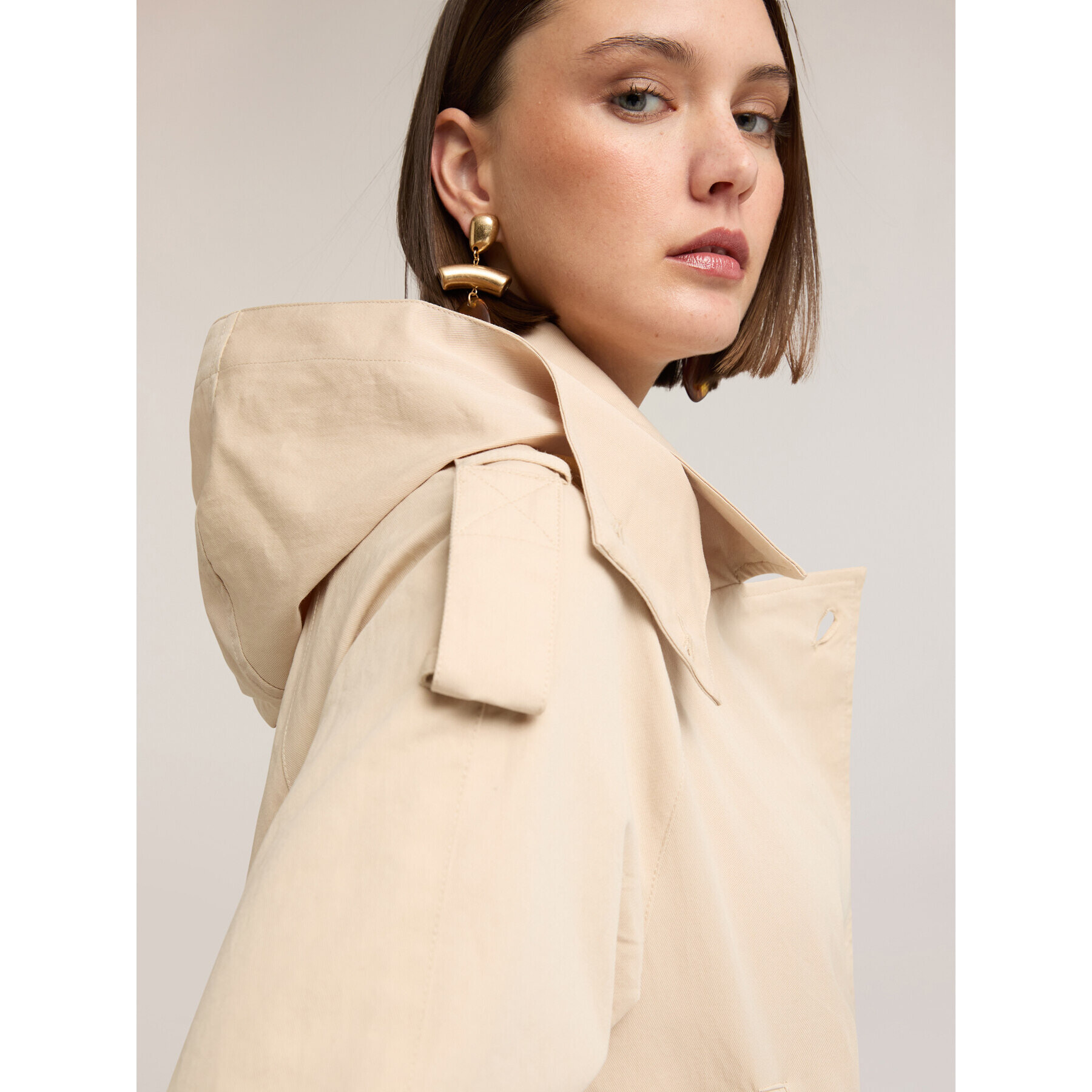 Motivi - Trench corto en gabardina mezcla de algodón - Beige