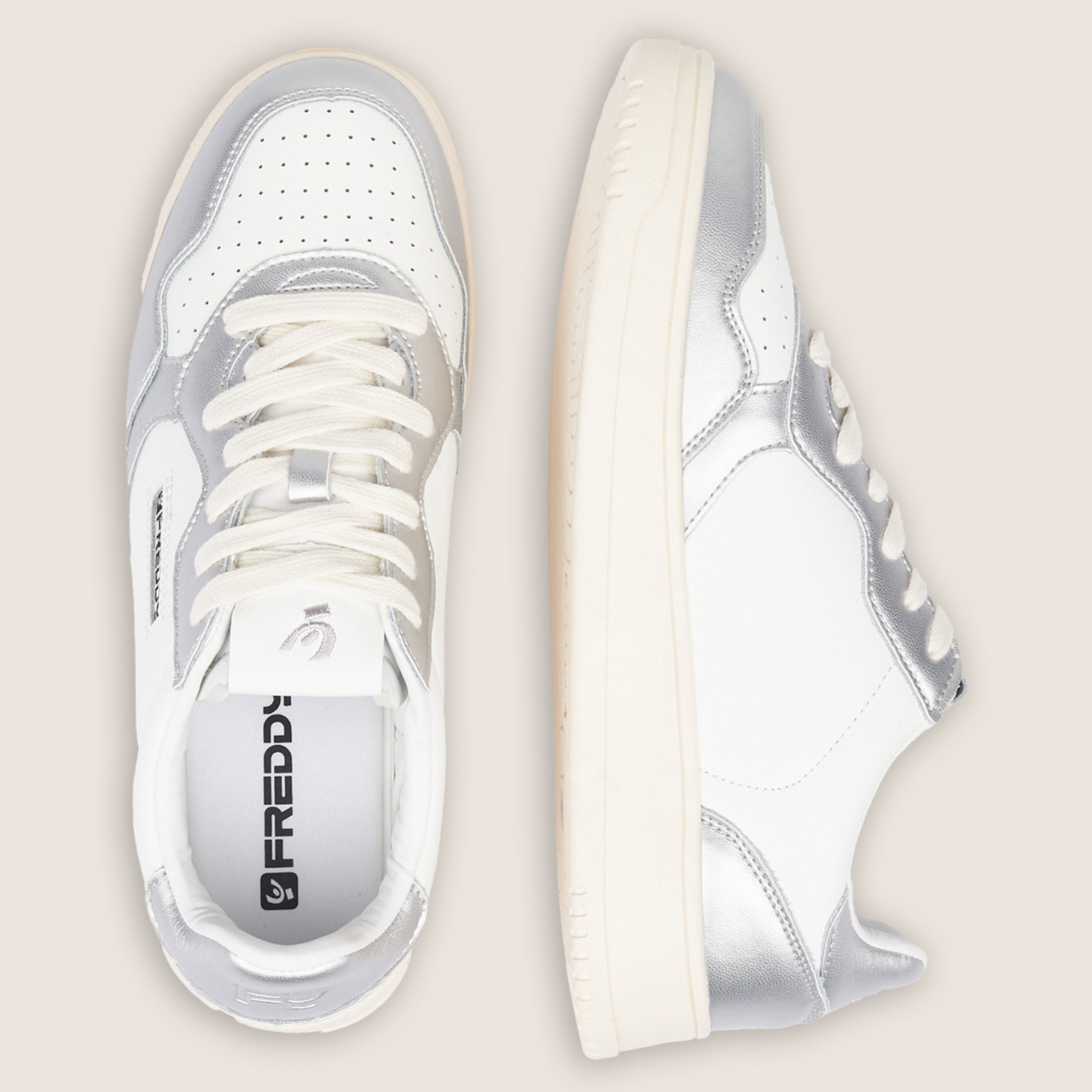 Sneakers in pelle stile basket