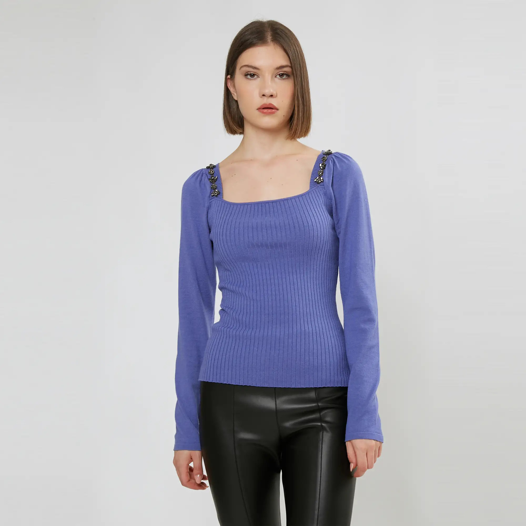 PULLOVER COLLO QUADRATO A COSTE