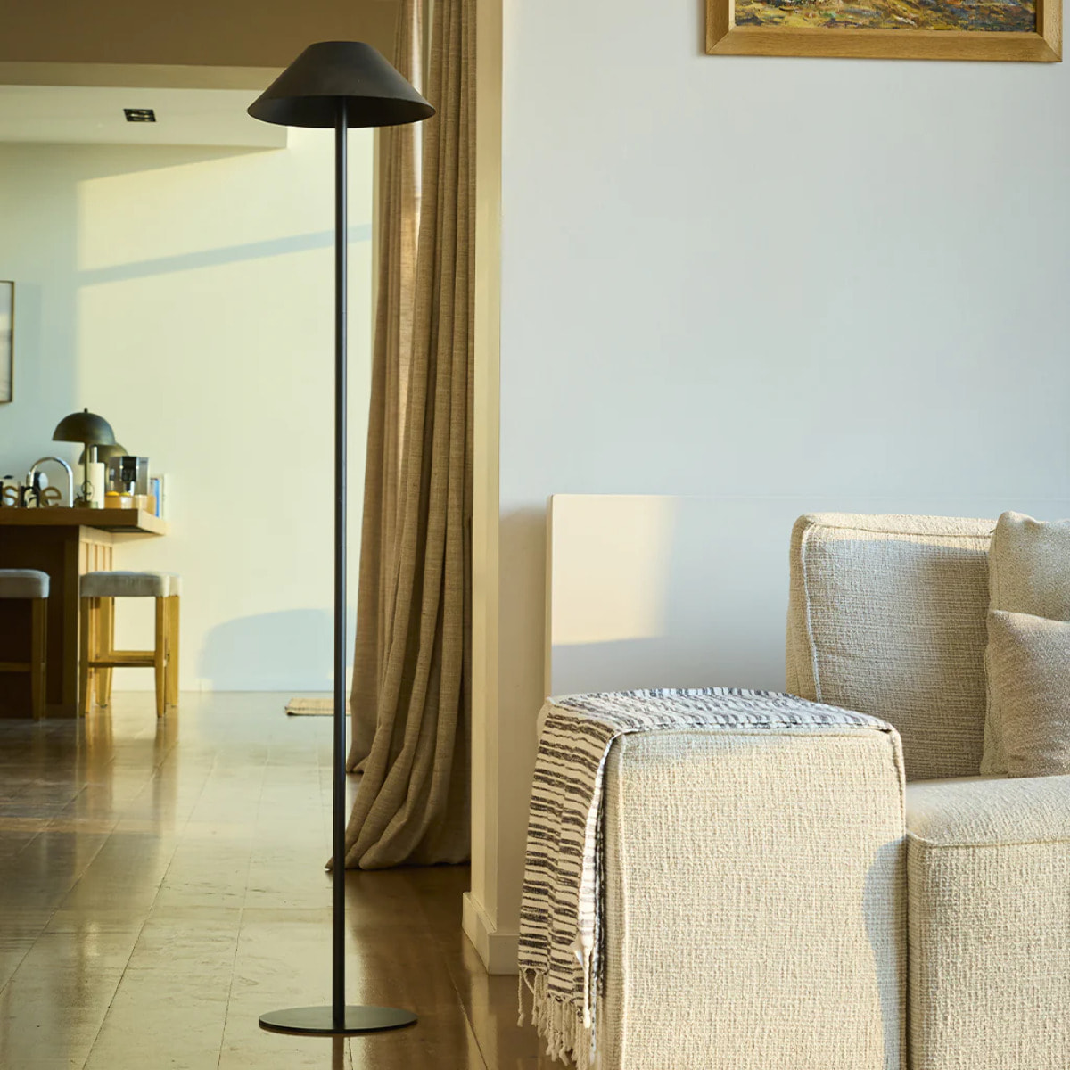 Lampadaire solaire NERIO TALL H150CM