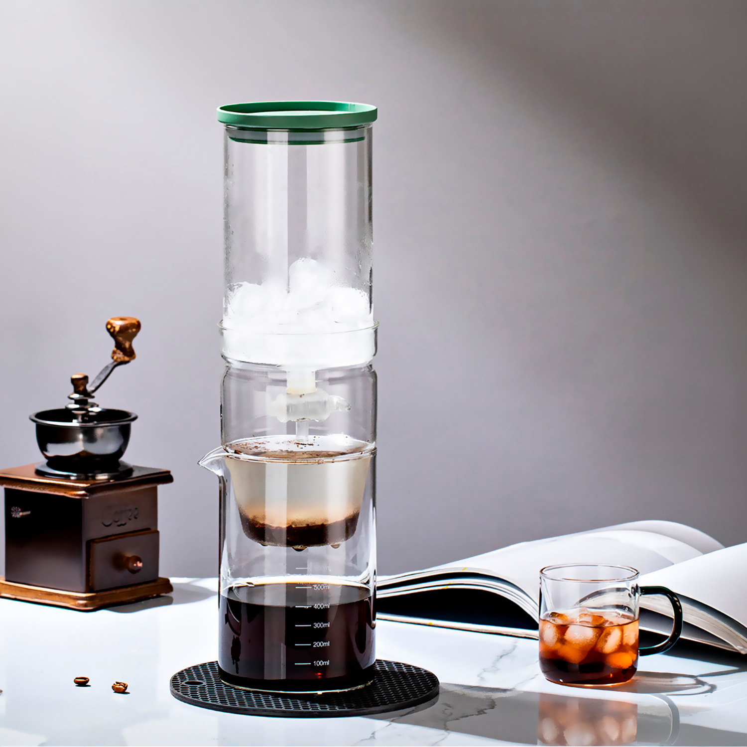 Cafetera de goteo para café frío de 600ml. Con ajuste de velocidad de goteo y almohadilla de silicona.