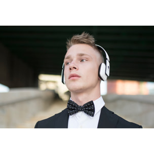MAGNUSSEN H4 HEADPHONES en color Blanco