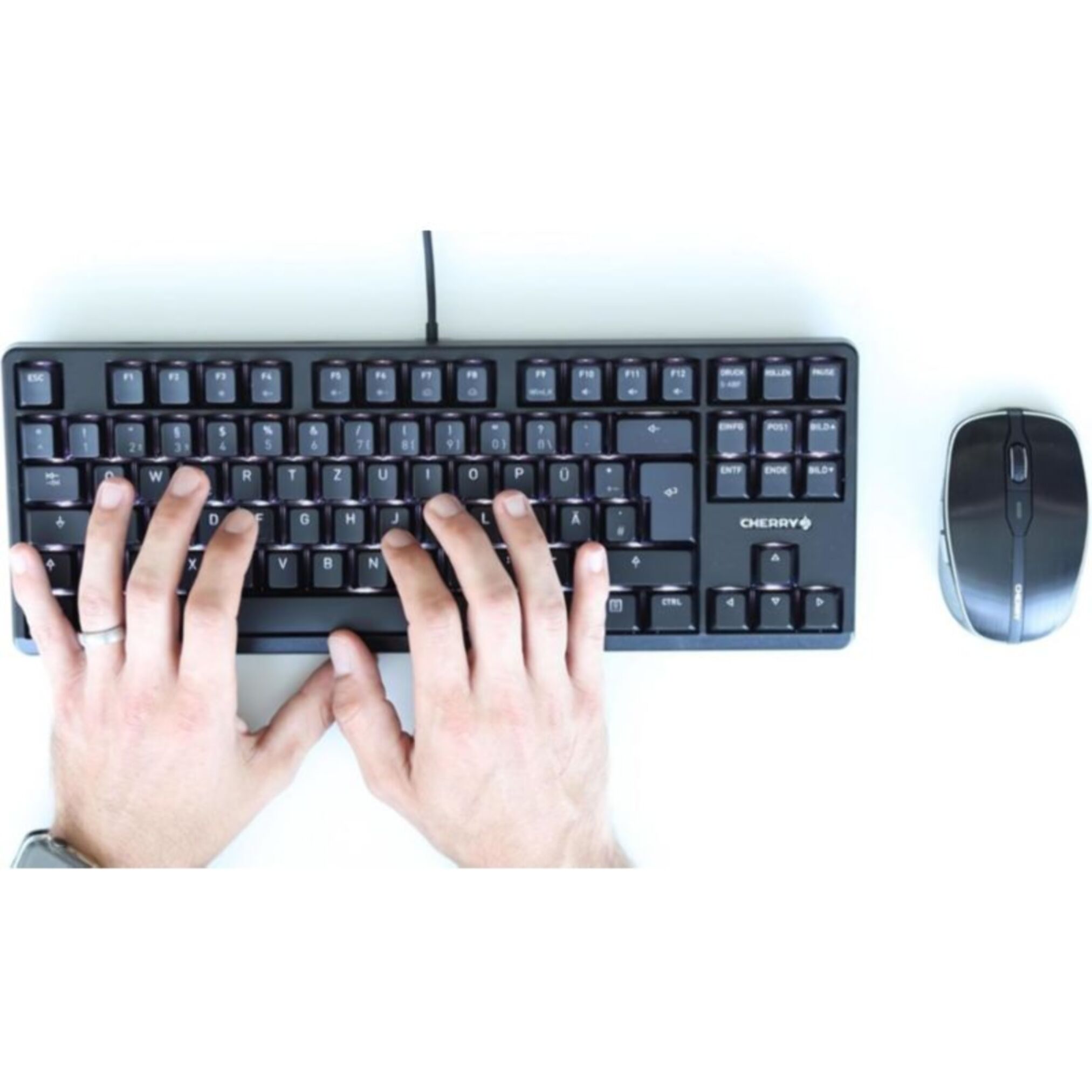 Clavier filaire CHERRY G80-3000N RGB TKL