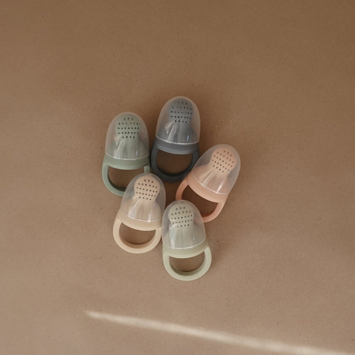 Mushie Pack 2 Alimentadores Silicona Solid