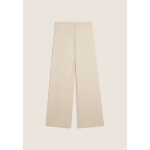 Pantaloni slim con gamba ampia e dettaglio piping