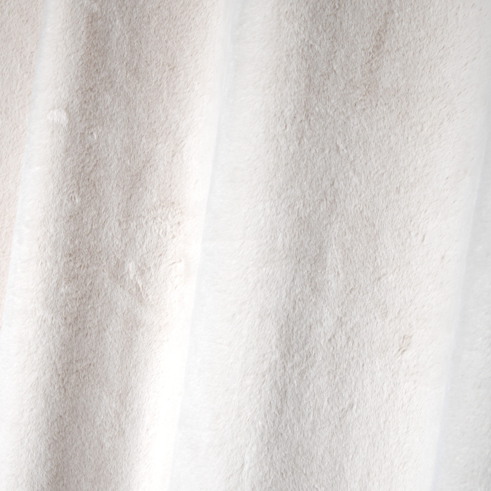 Rideau tamisant en imitation fourrure - Beige