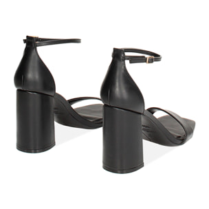 Sandali neri, tacco largo 10 cm