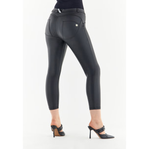 Pantaloni push up WR.UP® 7/8 curvy similpelle superskinny