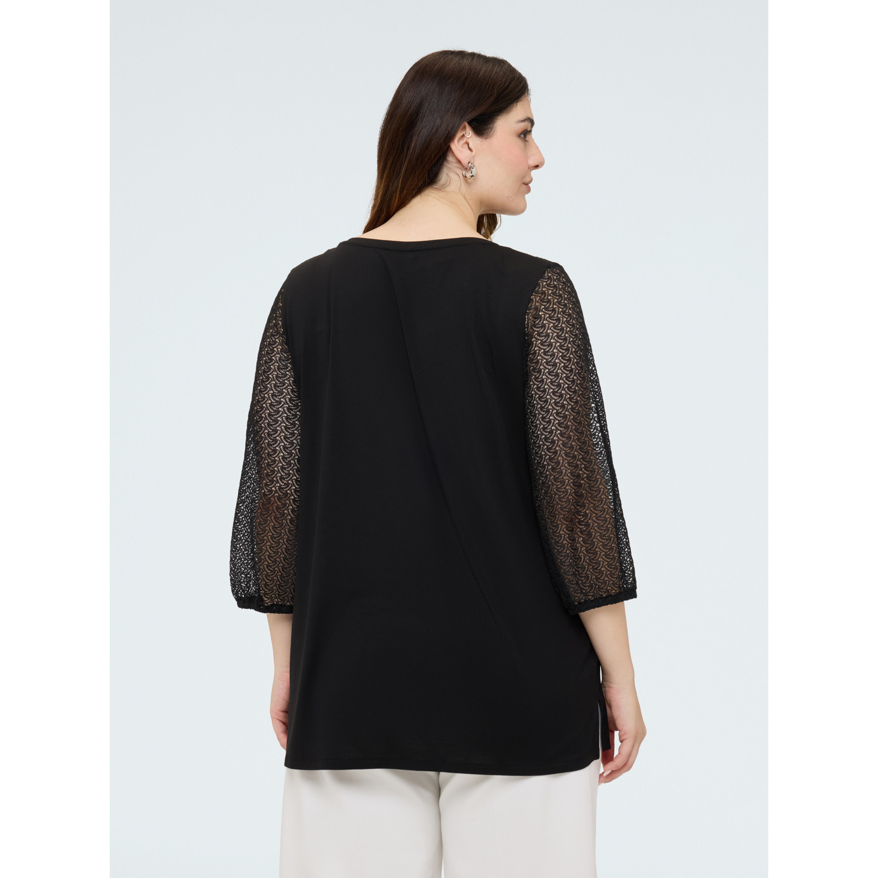 Fiorella Rubino - Camiseta bimaterial con mangas de crochet - Negro