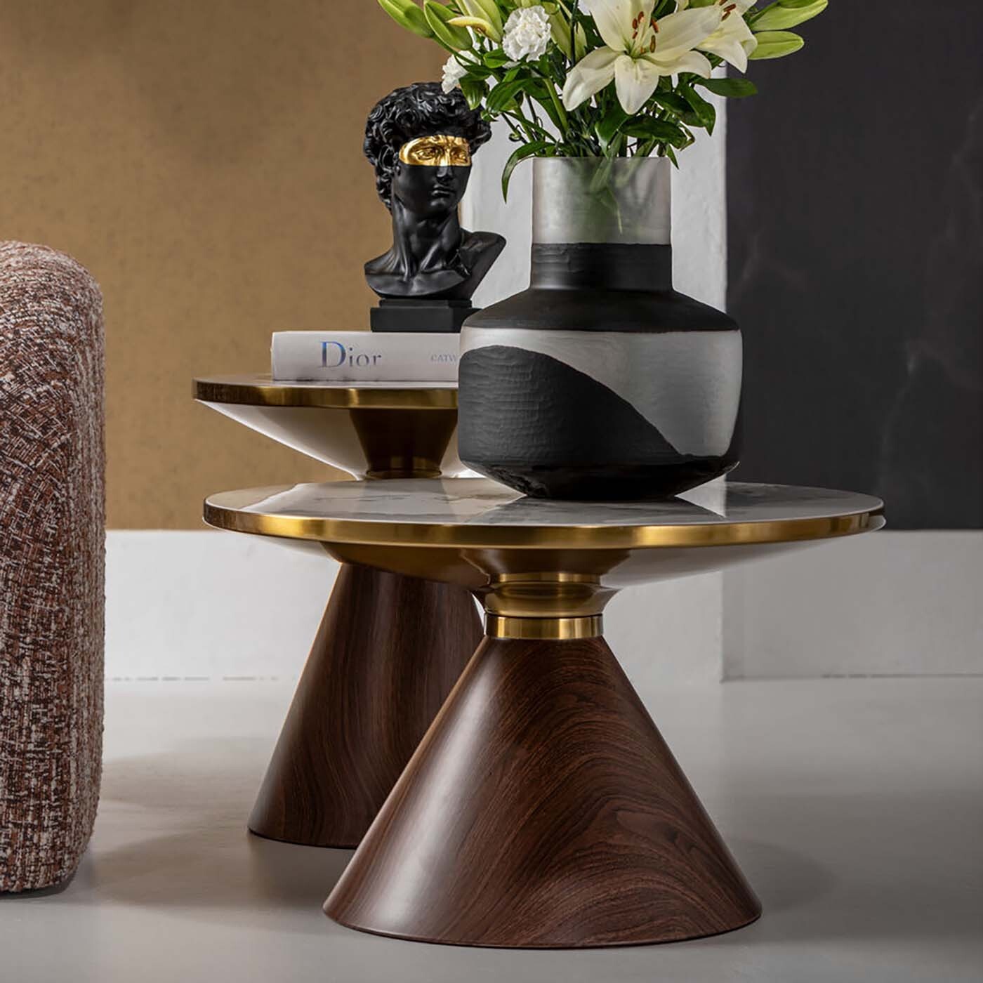 Table basse Cono 70cm céramique noyer Kare Design