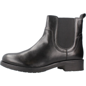 Botines Mujer de la marca GEOX  modelo D166RA 000TU NEGRO