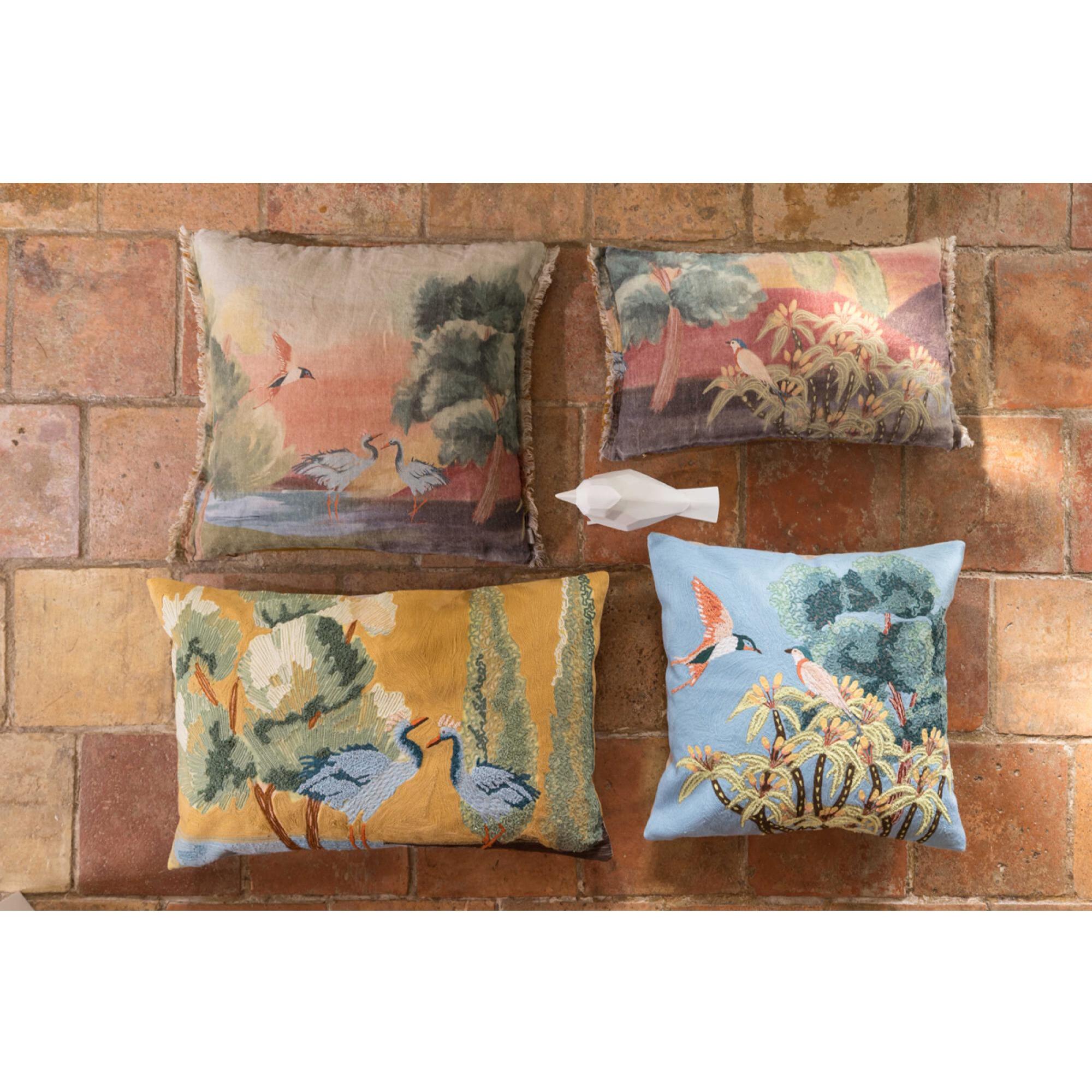 Coussin brodé Lola