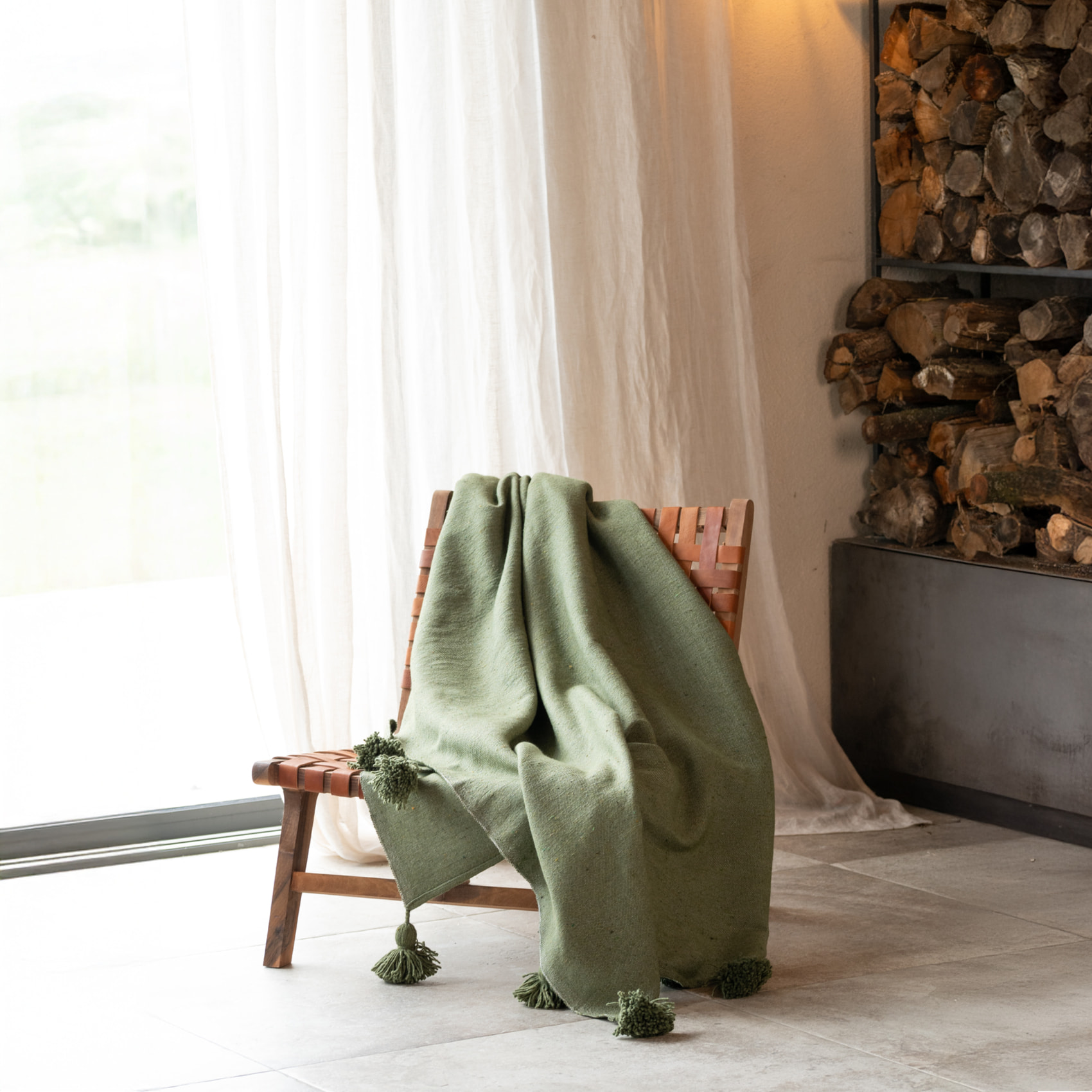 Grand plaid canapé en laine à pompons - Vert