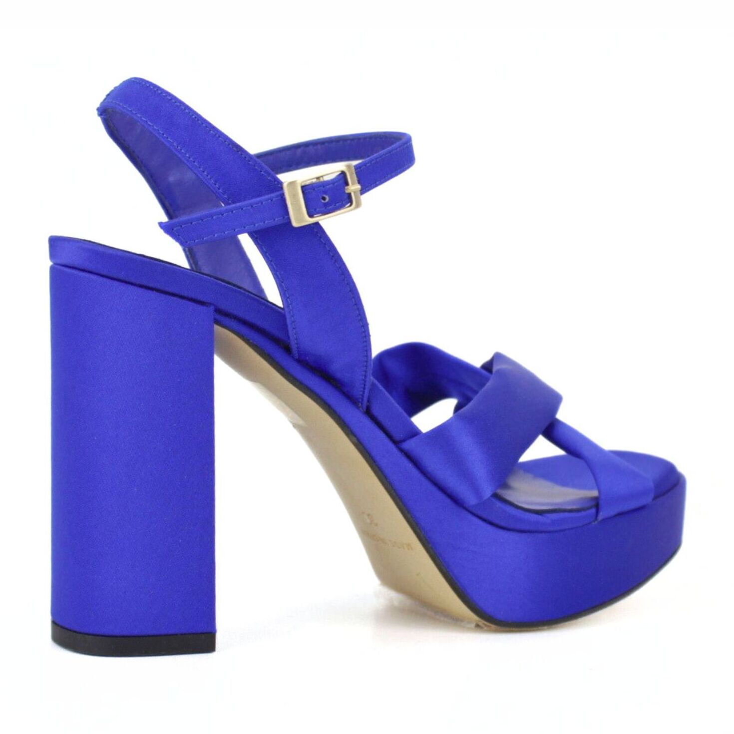 Sandalia plataforma. Tacón de 9 cm