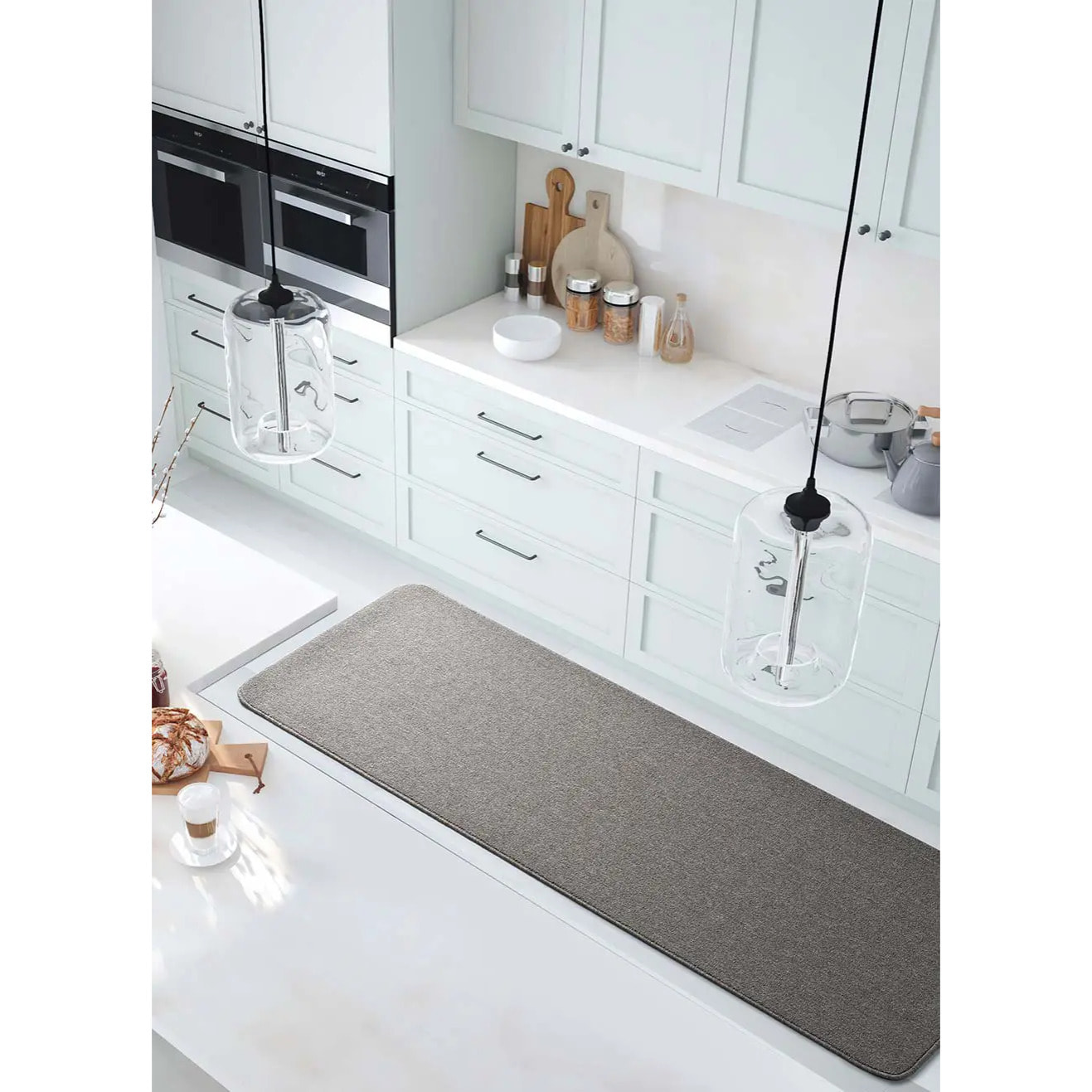 LEILA Alfombra de pasillo lisa de pelo corto gris claro, varias medidas disponibles.