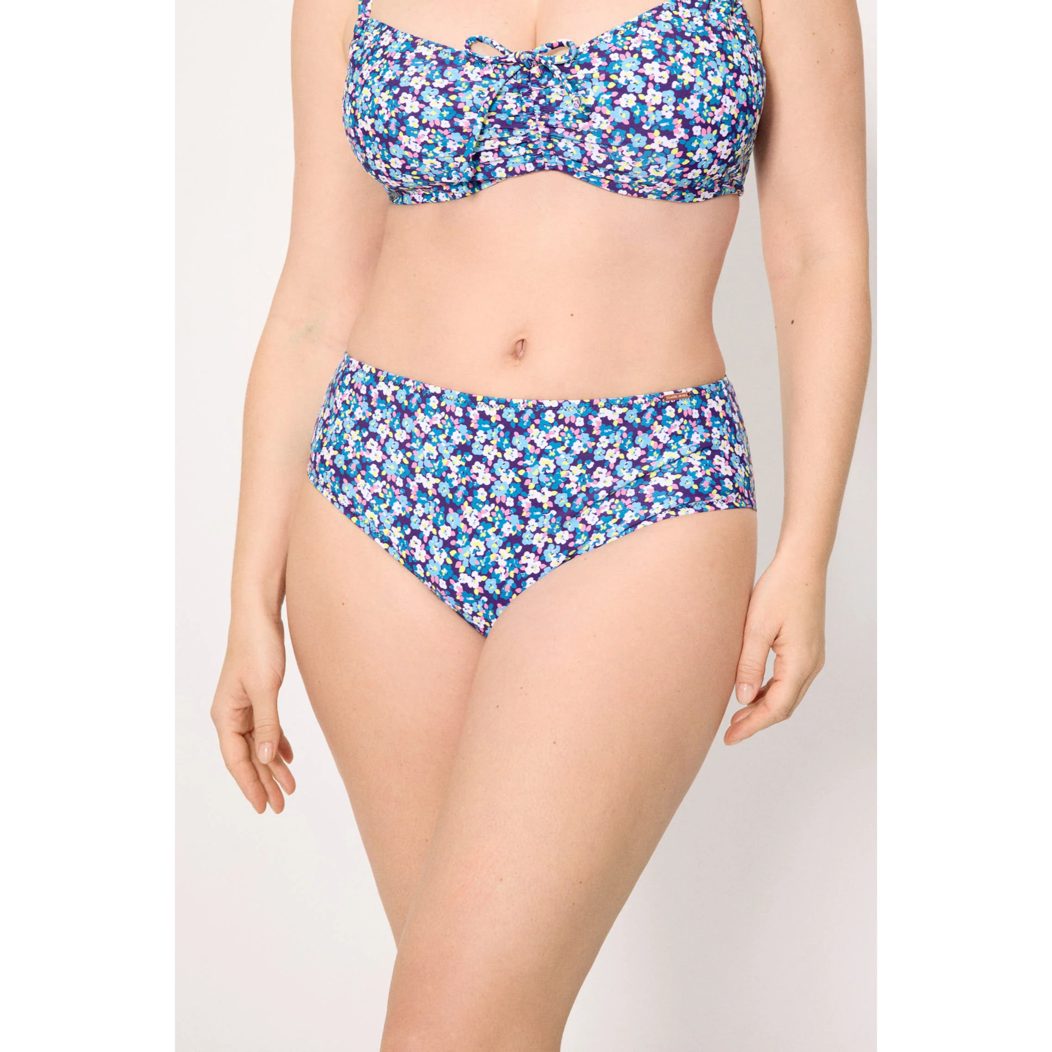 Slip bikini vita alta modellante