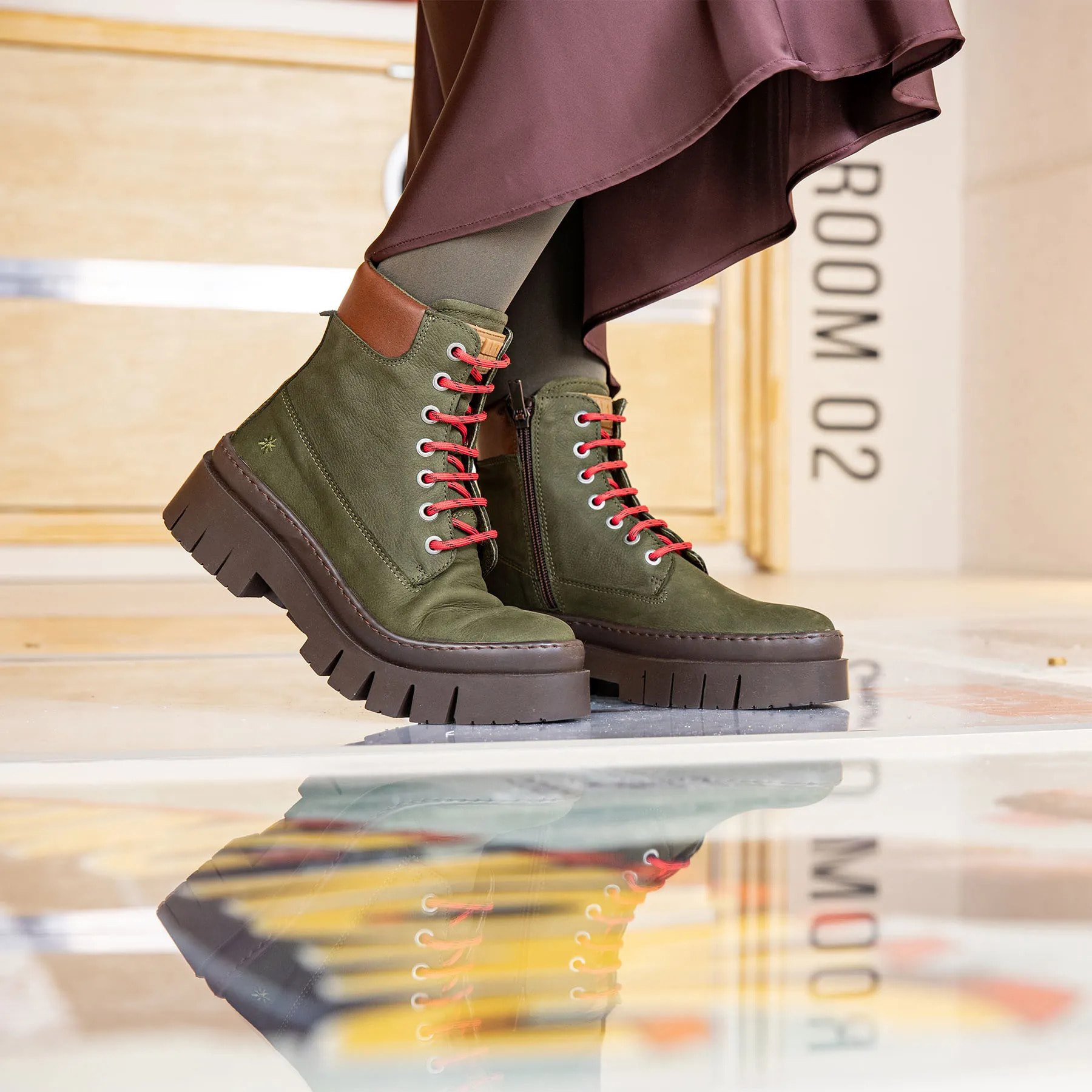 Botines 1967 NOBUCK KAKI/AMBERES color Kaki