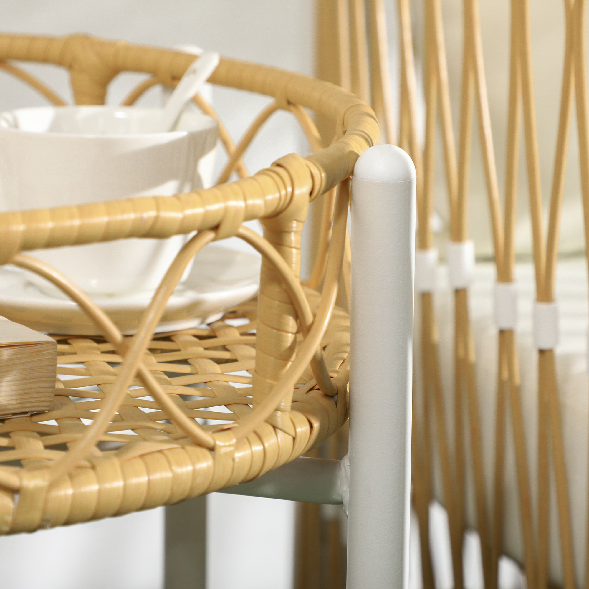 Conjunto Jardín Exterior de 3 Piezas, Muebles de Jardín con 2 Sillas, Mesa de Ratán, Cojines Acolchados, Fundas Extraíbles y Marco de Acero, Resistente a la Intemperie, para Balcón, Crema