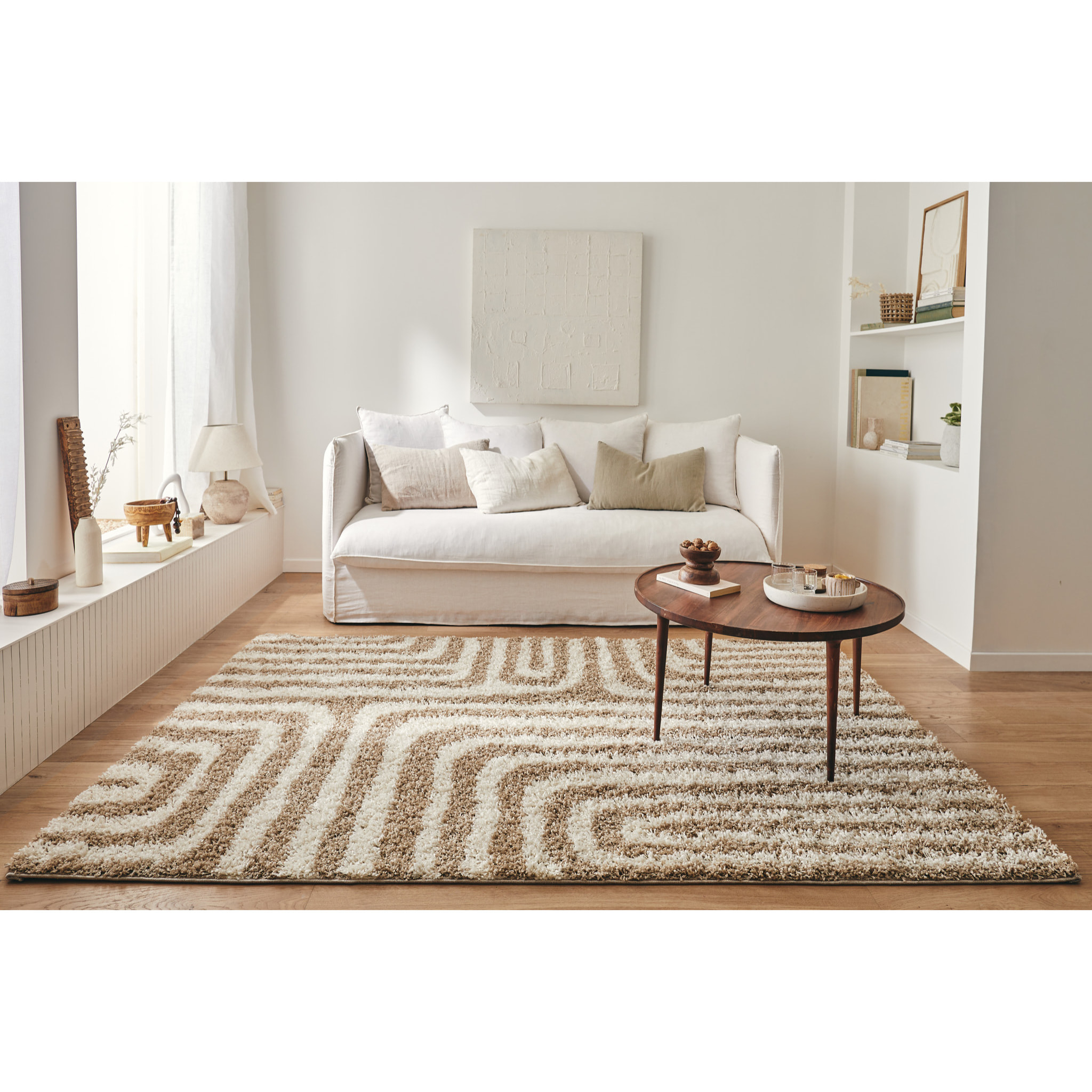 OLYMPE - Tapis shagy à poils long à motif géométrique - Beige