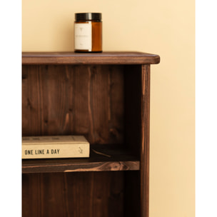 Mesita de noche de madera maciza en tono nogal de 50x42cm Alto: 50 Largo: 42 Ancho: 27