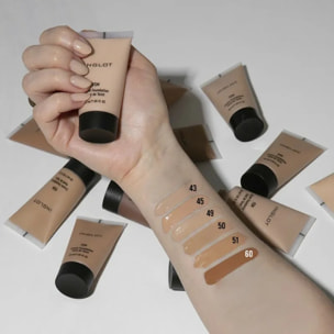 INGLOT PLAYINN Base de maquillaje YSM SMOOTHING FACE FOUNDATION, Efecto mate, Cobertura media, Larga duración, Formulación vegana, Hidratante y suaviza lineas de expresión 51 Piel media a oscura, subtono melocoton