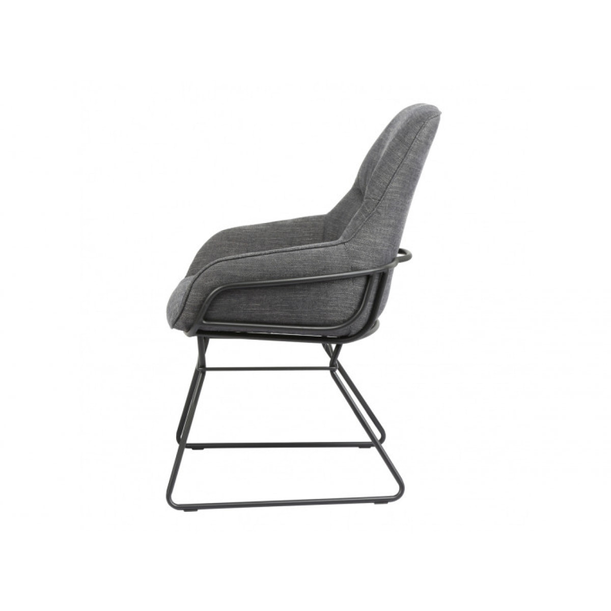 Fauteuil en tissu gris avec accoudoirs et piètement luge en métal noir - OLSO