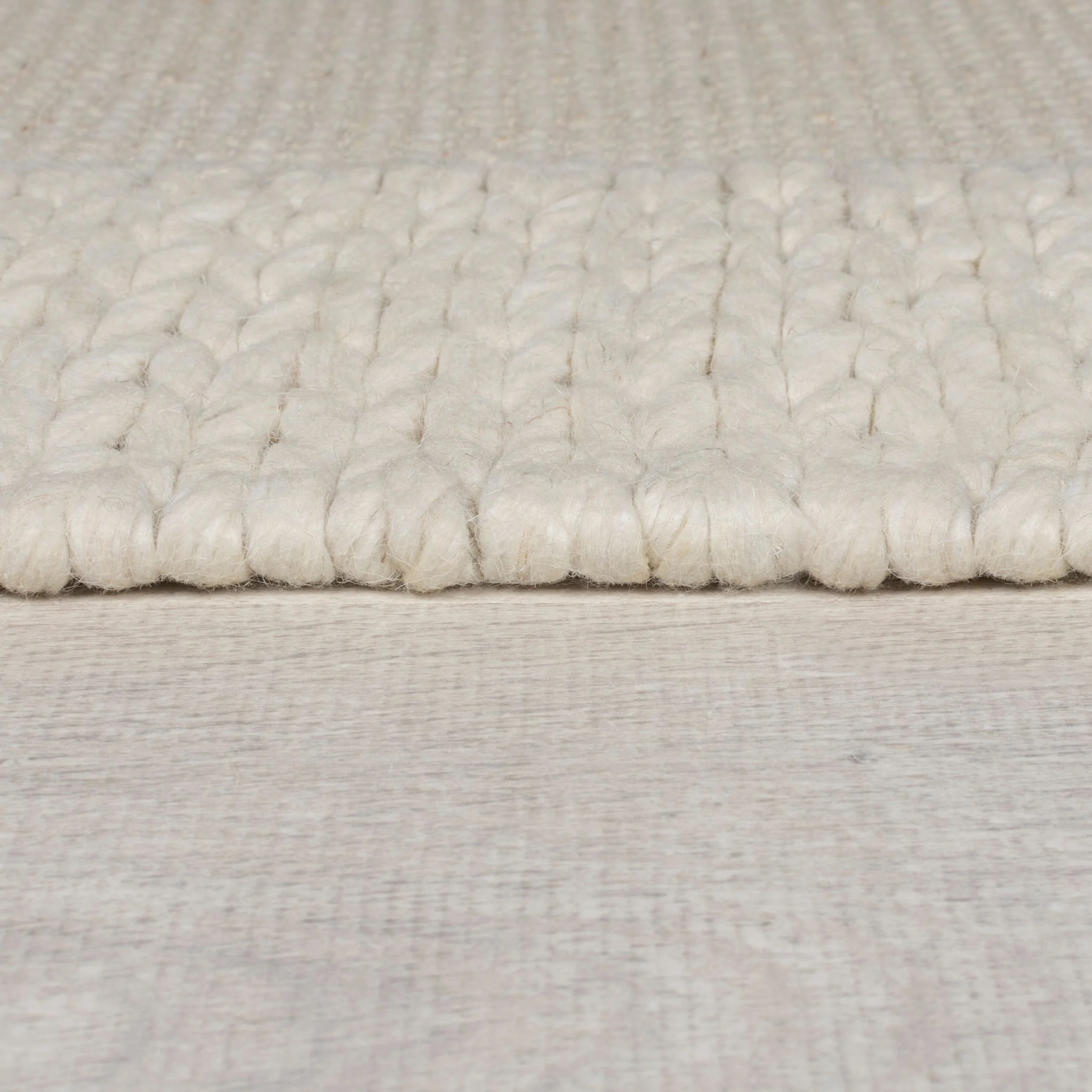 Tapis en mélange de laine RUE PLAIT