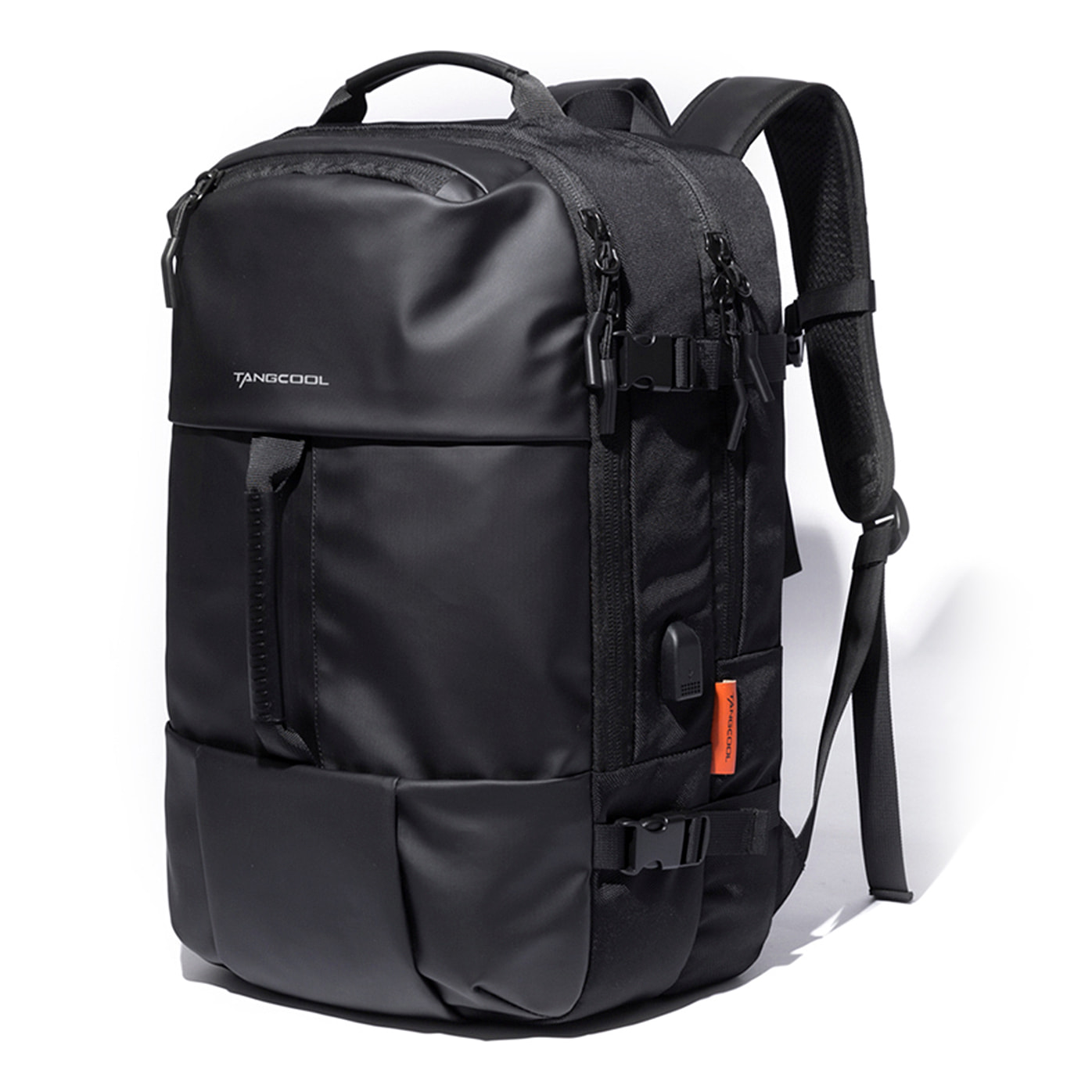 Mochila multi compartimento con capa impermeable. Toma exterior USB. Adaptable a Trolley.