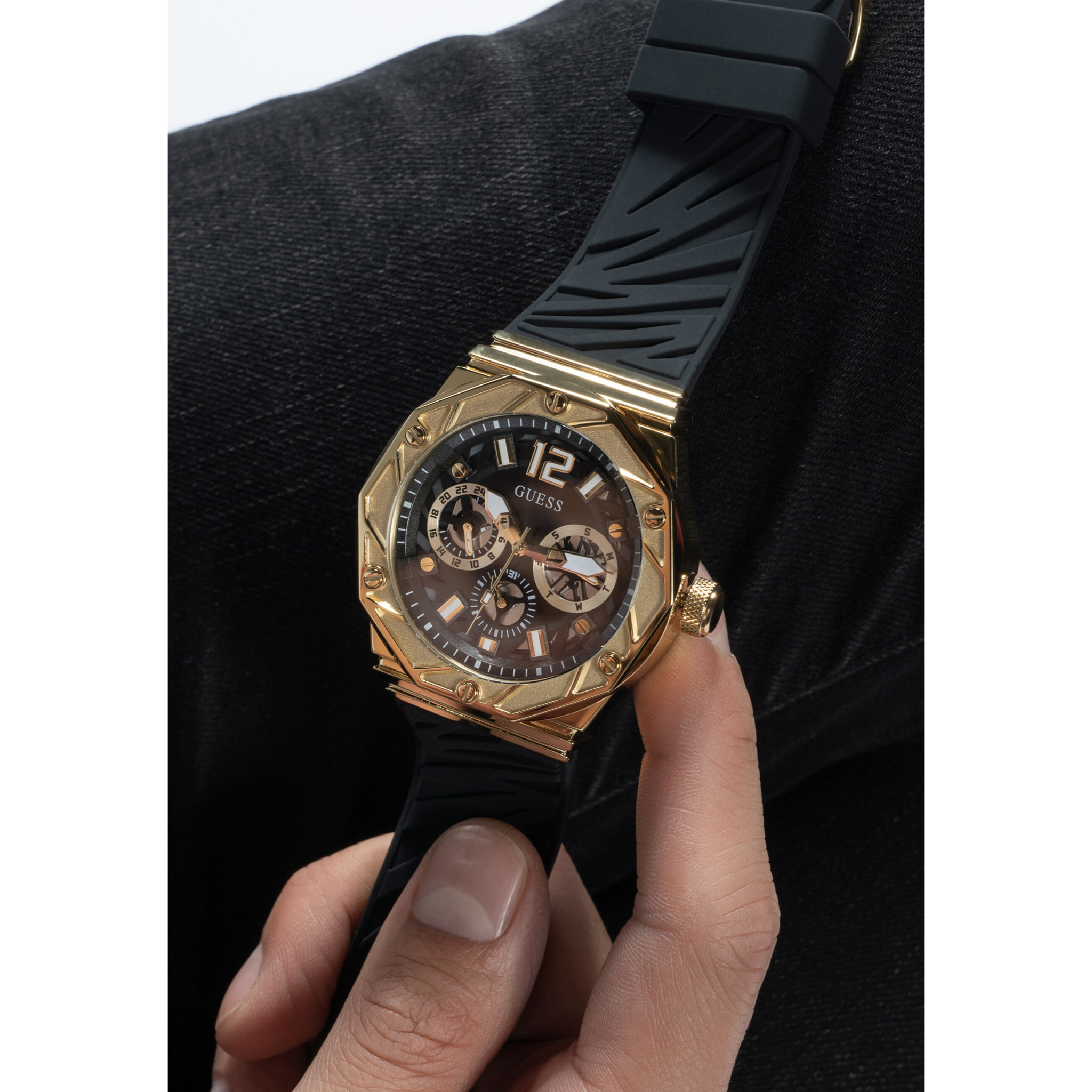 Guess Reloj Analógico De Cuarzo Rival